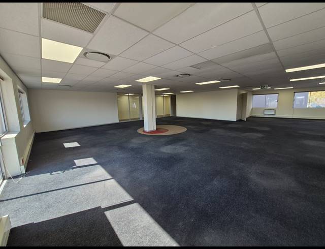 559M² OFFICE TO LET IN WOODMEAD